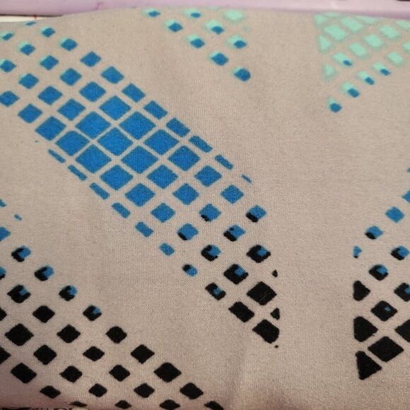 LuLaRoe Fancy Stripes Leggings - Picture 3 of 4